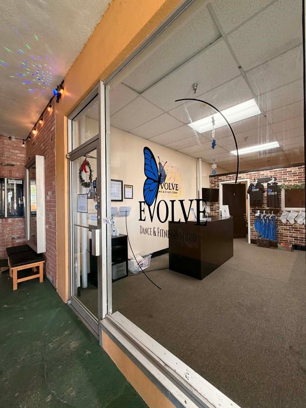 Storefront of Evolve Dance & Fitness